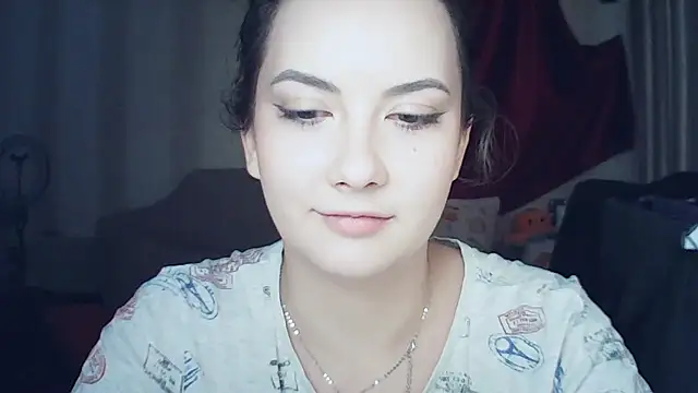 MoodieMira online show from November 26, 2025, 7:04 pm