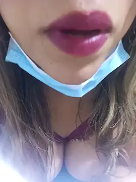 Snapshot of FATIFATIMOROC chatting on November 12, 2025, 10:26 am FATIFATIMOROC online show from November 12, 2025, 10:26 am