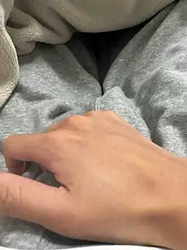 Snapshot of haruki_18old chatting on November 4, 2025, 2:16 pm haruki 18old online show from November 4, 2025, 2:16 pm