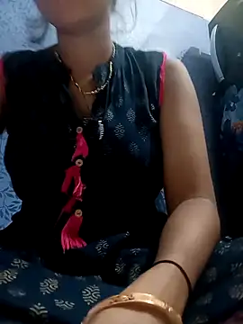 Snapshot of Lal_pari143 chatting on October 30, 2025, 9:11 am Lal pari143 online show from October 30, 2025, 9:11 am