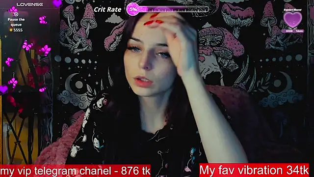 Snapshot of ArianaLight chatting on October 25, 2025, 7:08 pm ArianaLight online show from October 25, 2025, 7:08 pm