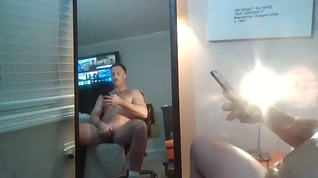 Hammer1128 online show from March 23, 2026, 4:38 am