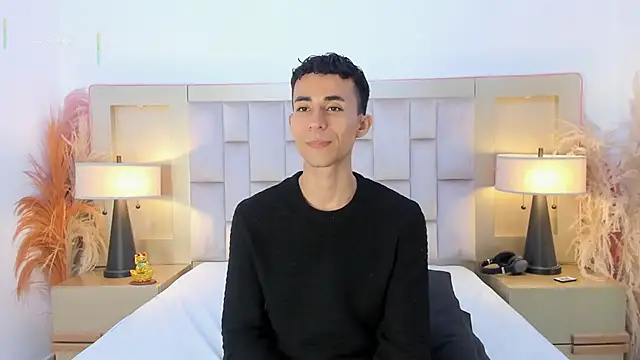 Zahir Ashar online show from April 18, 2026, 7:07 pm