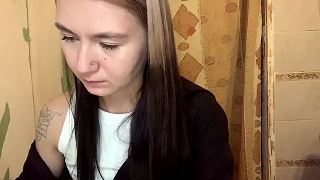 Snapshot of ArianeBhayani chatting on October 21, 2025, 9:26 pm ArianeBhayani online show from October 21, 2025, 9:26 pm