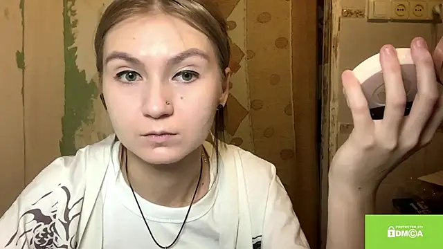 Snapshot of ArianeBhayani chatting on November 6, 2025, 9:05 pm ArianeBhayani online show from November 6, 2025, 9:05 pm