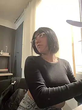 Snapshot of angie_rousse_ chatting on October 23, 2025, 1:32 pm angie rousse online show from October 23, 2025, 1:32 pm