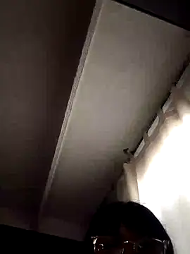 Snapshot of angie_rousse_ chatting on November 4, 2025, 1:43 pm angie rousse online show from November 4, 2025, 1:43 pm