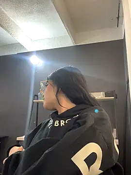 Snapshot of angie_rousse_ chatting on November 19, 2025, 1:11 pm angie rousse online show from November 19, 2025, 1:11 pm