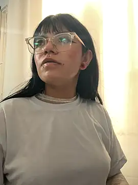 Snapshot of angie_rousse_ chatting on November 24, 2025, 1:00 pm angie rousse online show from November 24, 2025, 1:00 pm