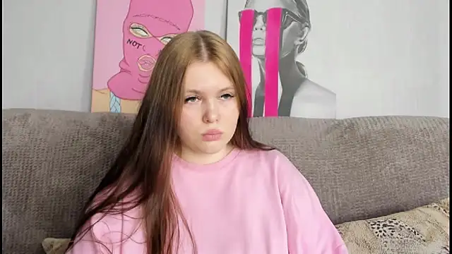 Snapshot of Musegirl chatting on November 16, 2025, 8:31 am Musegirl online show from November 16, 2025, 8:31 am