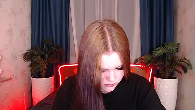 Snapshot of Musegirl chatting on December 3, 2025, 1:35 am Musegirl online show from December 3, 2025, 1:35 am