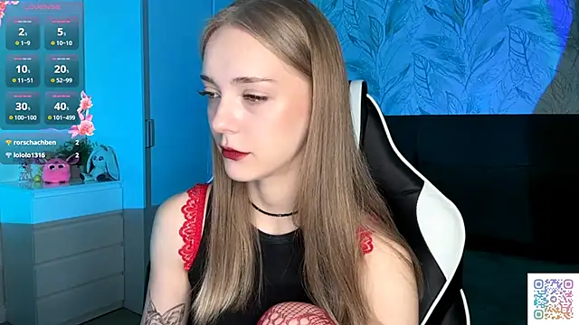 EvaPeace online show from November 20, 2025, 6:18 pm