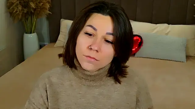 EdenSolis online show from January 17, 2026, 2:11 pm