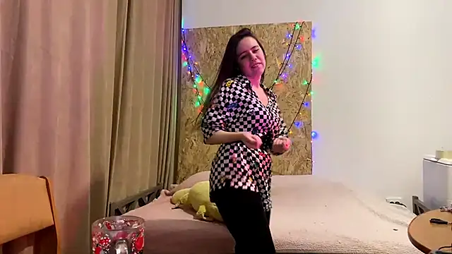 OrdinaIPit online show from November 21, 2025, 8:29 pm