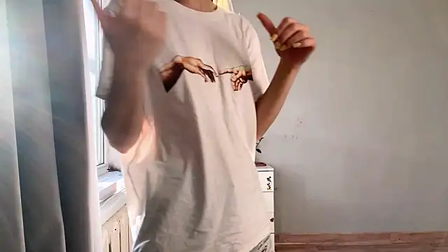 Snapshot of _petaI chatting on November 19, 2025, 6:13 am petaI online show from November 19, 2025, 6:13 am