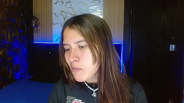 tinibunny online show from October 19, 2025, 7:36 pm