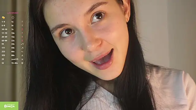 FluffKitty online show from November 2, 2025, 8:11 pm