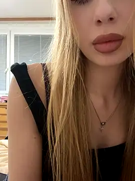 JudithCarly online show from November 23, 2025, 7:24 pm