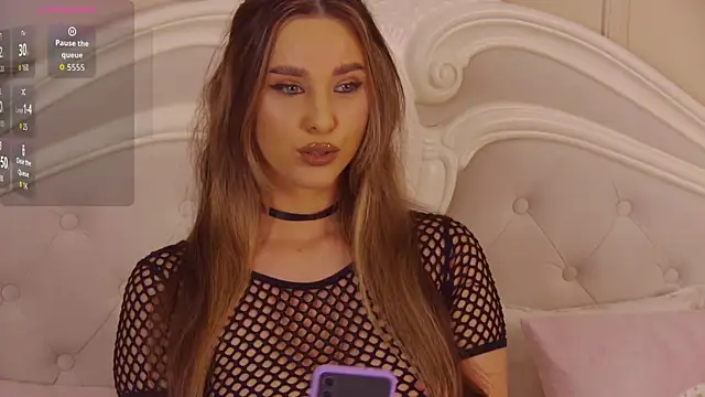 Snapshot of MileyMalory chatting on October 11, 2025, 4:49 pm MileyMalory online show from October 11, 2025, 4:49 pm