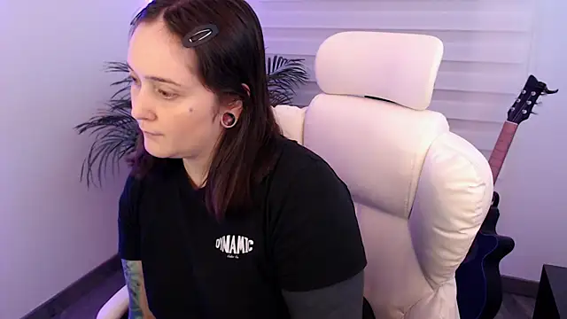 Fallenag666 online show from December 2, 2025, 1:00 am