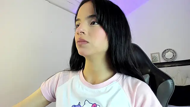 Barbieteeen online show from December 3, 2025, 4:09 am