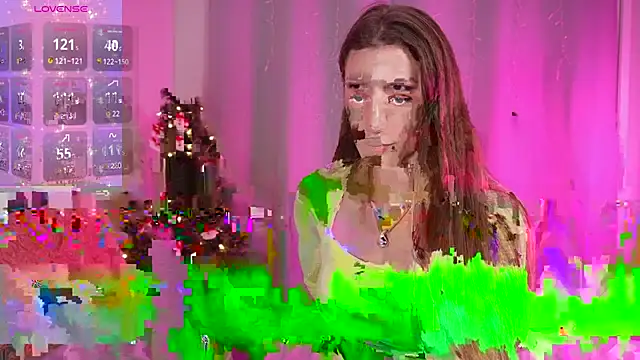 Avie  comeback online show from December 14, 2025, 6:52 am