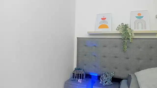 Snapshot of harper_brown1 chatting on October 29, 2025, 2:25 am harper brown1 online show from October 29, 2025, 2:25 am