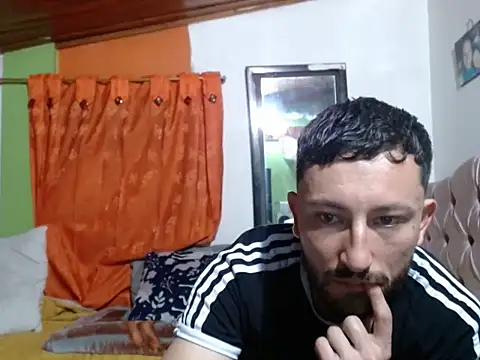 Snapshot of tamyandtony chatting on October 10, 2025, 4:22 am tamyandtony online show from October 10, 2025, 4:22 am