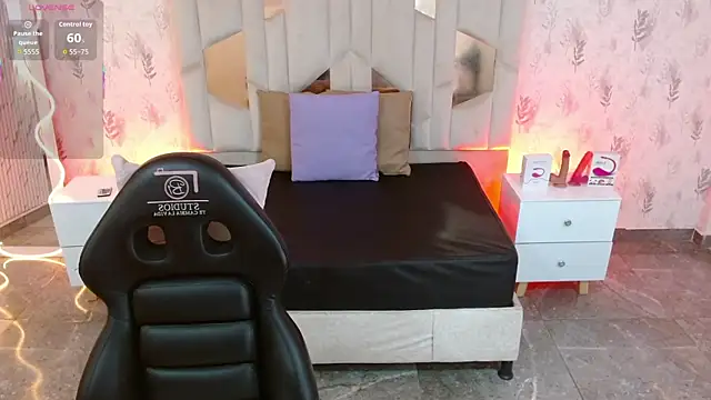 Snapshot of MARIANA_TAY1 chatting on November 8, 2025, 3:07 am MARIANA TAY1 online show from November 8, 2025, 3:07 am