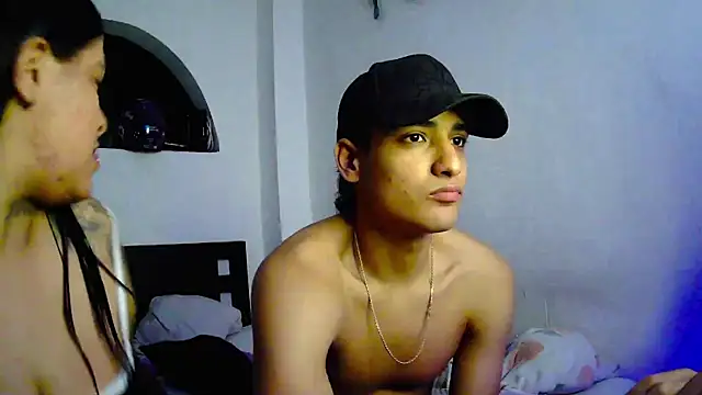 Snapshot of AnyRUSSO chatting on October 24, 2025, 2:19 am AnyRUSSO online show from October 24, 2025, 2:19 am