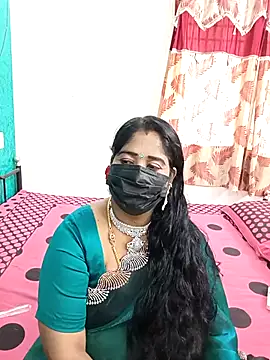 Snapshot of tamil-aunt chatting on November 11, 2025, 3:39 am tamil-aunt online show from November 11, 2025, 3:39 am