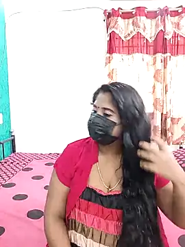 Snapshot of tamil-aunt chatting on November 18, 2025, 5:01 am tamil-aunt online show from November 18, 2025, 5:01 am