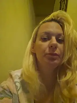 SlyLady online show from May 30, 2026, 1:35 am