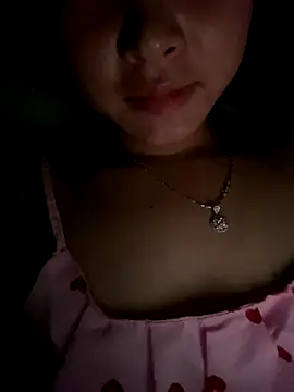 Snapshot of Yan_50299 chatting on October 18, 2025, 6:41 pm Yan 50299 online show from October 18, 2025, 6:41 pm