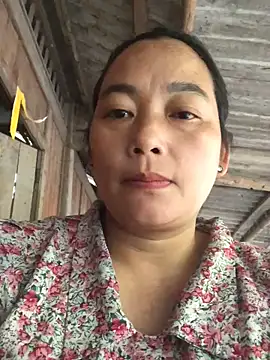 Snapshot of N-te123 chatting on October 20, 2025, 7:20 am N-te123 online show from October 20, 2025, 7:20 am