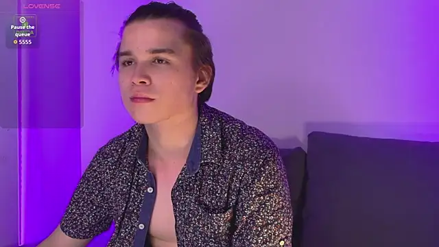 Snapshot of BrodyEvans chatting on October 10, 2025, 9:58 pm BrodyEvans online show from October 10, 2025, 9:58 pm