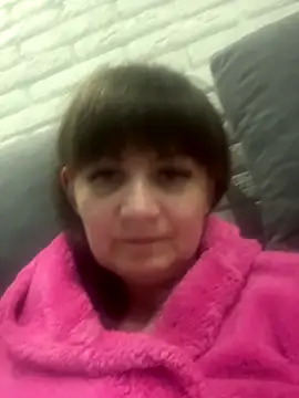 Butterfly8385 online show from December 1, 2025, 8:14 pm