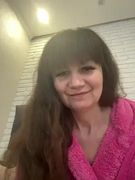 Butterfly8385 online show from February 4, 2026, 9:15 am