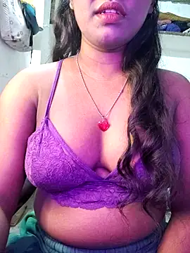 Lovely Payal online show from February 19, 2026, 9:49 am