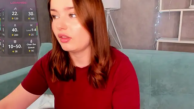 Snapshot of Maria_Reiiden chatting on October 15, 2025, 8:47 am Maria Reiiden online show from October 15, 2025, 8:47 am