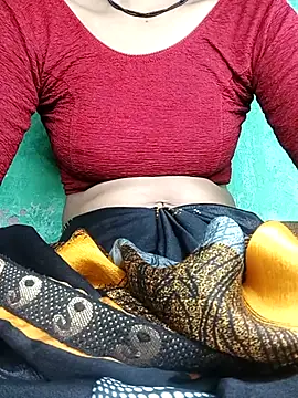 Cute Dolly89 online show from October 21, 2025, 9:15 pm