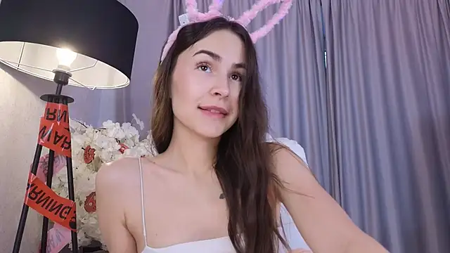 Snapshot of LionKierra chatting on November 1, 2025, 4:14 am LionKierra online show from November 1, 2025, 4:14 am