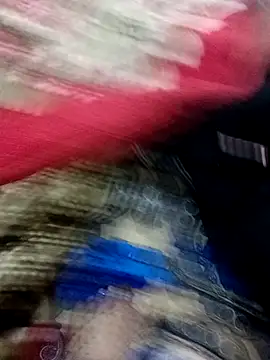 Snapshot of HOT-CPL-11 chatting on December 2, 2025, 5:52 pm HOT-CPL-11 online show from December 2, 2025, 5:52 pm