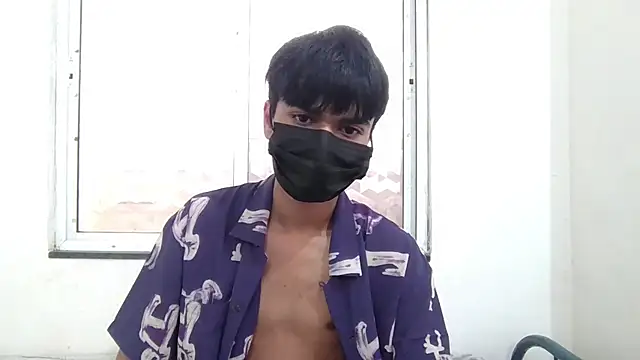 Snapshot of lil-twink19 chatting on October 17, 2025, 4:48 am lil-twink19 online show from October 17, 2025, 4:48 am