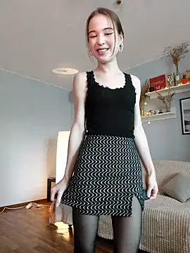 Snapshot of Stacey_Will chatting on October 12, 2025, 10:47 am Stacey Will online show from October 12, 2025, 10:47 am