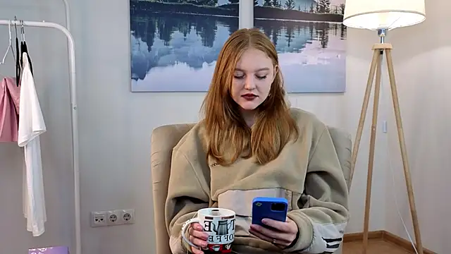 VernellArey online show from October 12, 2025, 11:31 am