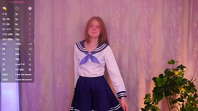 VernellArey online show from November 11, 2025, 4:18 pm