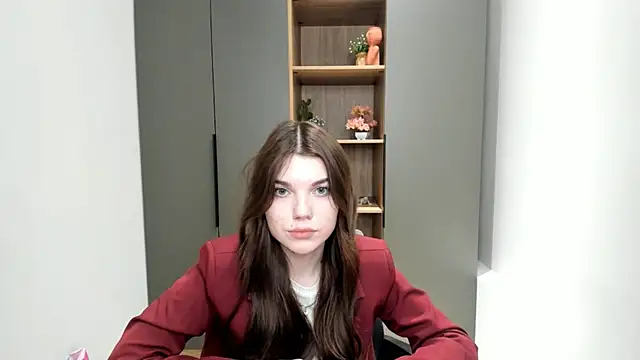 Snapshot of ArmandaStores chatting on October 13, 2025, 9:42 am ArmandaStores online show from October 13, 2025, 9:42 am