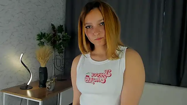 Snapshot of MelodySeelbach chatting on October 11, 2025, 4:22 am MelodySeelbach online show from October 11, 2025, 4:22 am