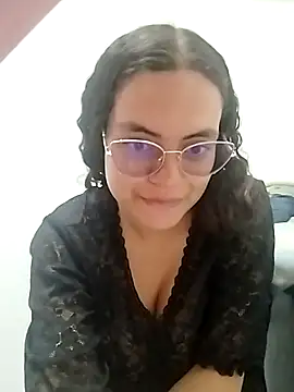 Snapshot of Tamilin_miller chatting on October 17, 2025, 4:53 pm Tamilin miller online show from October 17, 2025, 4:53 pm